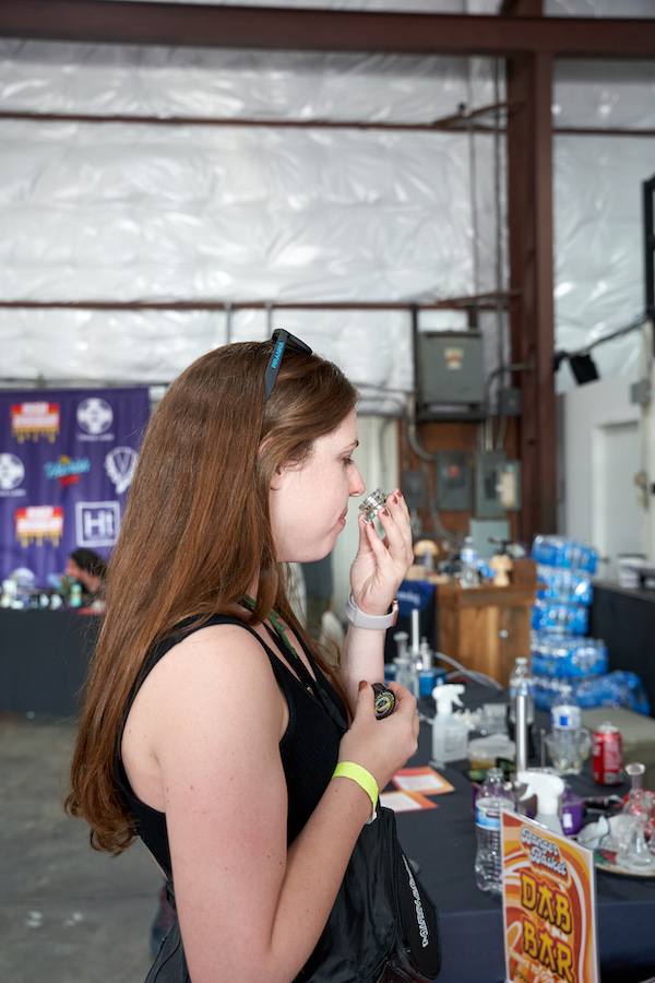 hashtek solventless extraction equipment at the smoking jacket 2023 hash rosin event